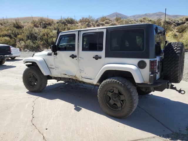 1C4HJWEG4FL500453 - 2015 JEEP WRANGLER U SAHARA WHITE photo 2