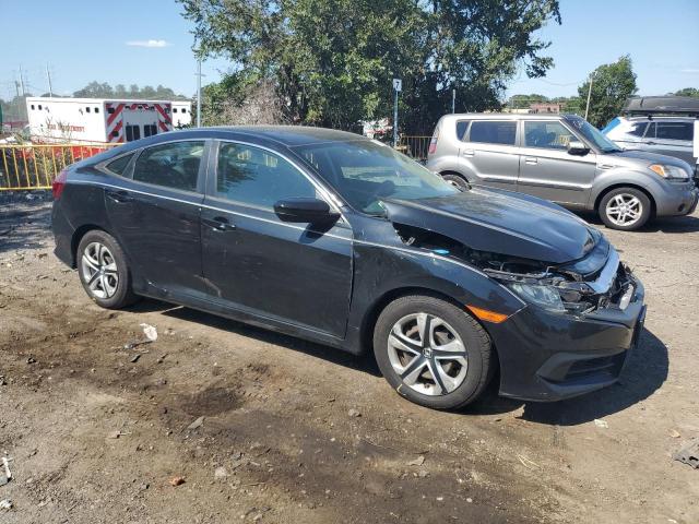 2HGFC2F58JH558242 - 2018 HONDA CIVIC LX შავი ფოტო 4