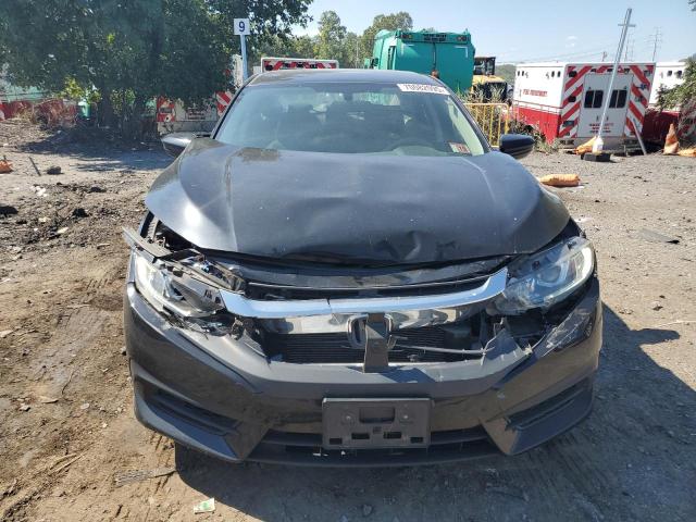 2HGFC2F58JH558242 - 2018 HONDA CIVIC LX შავი ფოტო 5