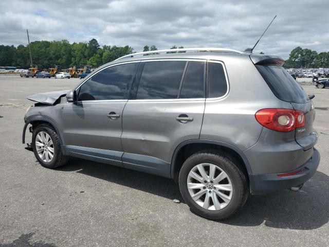 WVGAV75N39W534554 - 2009 VOLKSWAGEN TIGUAN S GRAY photo 2