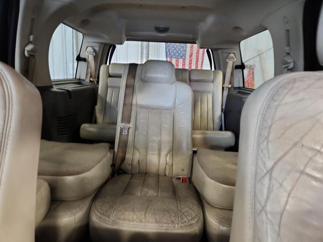 5LMFU28R24LJ02927 - 2004 LINCOLN NAVIGATOR BLACK photo 10