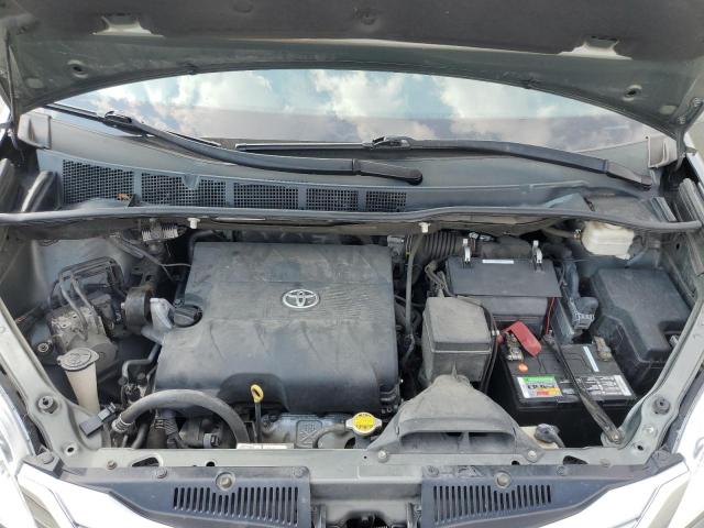5TDYK3DC5DS370432 - 2013 TOYOTA SIENNA XLE GRAY photo 12