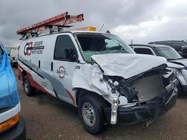 1GCWGAFP2P1157033 - 2023 CHEVROLET EXPRESS G2 WHITE photo 4