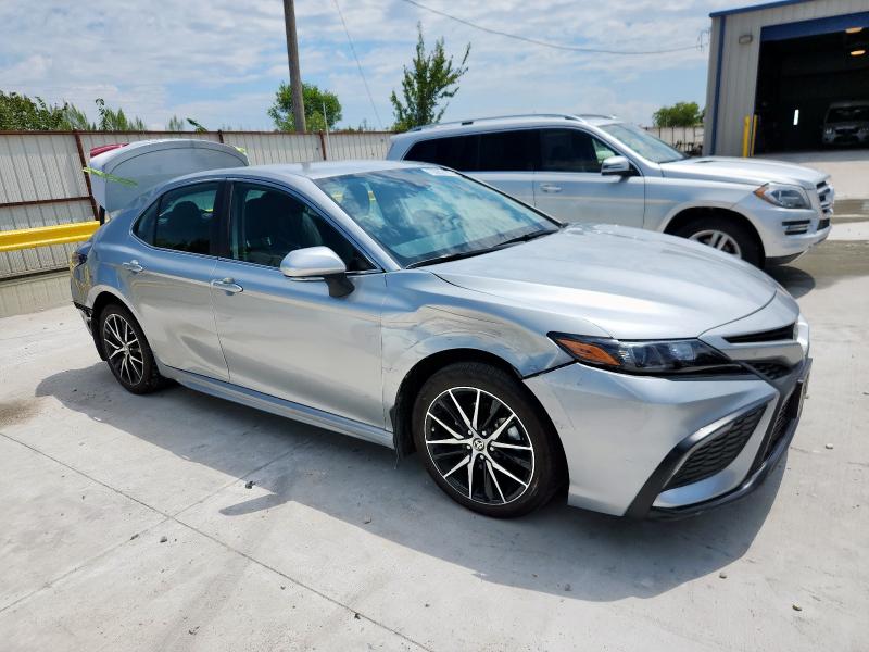 4T1T11AK4RU907108 - 2024 TOYOTA CAMRY SE NIGHT SHADE GRAY photo 4