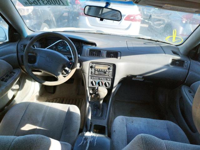 JT2BG22K6Y0516110 - 2000 TOYOTA CAMRY CE WHITE photo 8