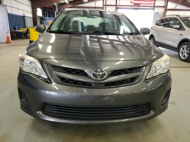 2T1BU4EE0DC038302 - 2013 TOYOTA COROLLA BASE Графитовый фото 5