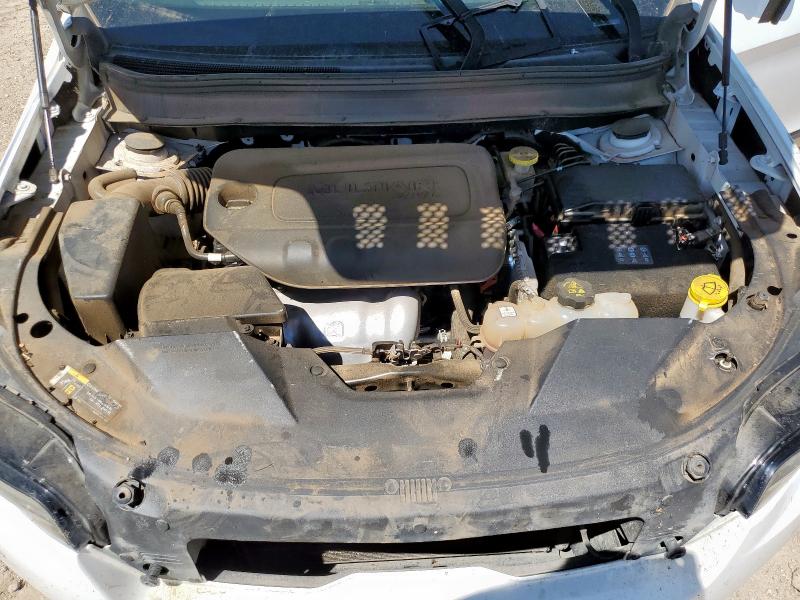 1C4PJLCB7KD247246 - 2019 JEEP CHEROKEE LATITUDE 白色 照片 12