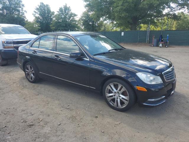 WDDGF8AB0DR260840 - 2013 MERCEDES-BENZ C 300 4MATIC BLACK photo 4
