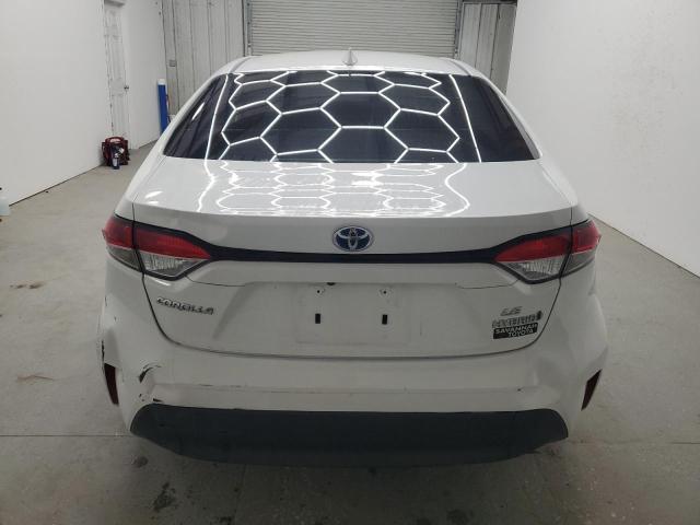 JTDBCMFE4R3039311 - 2024 TOYOTA COROLLA LE 白色 照片 6