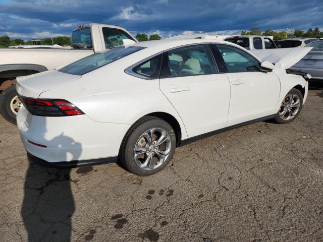 1HGCY1F3XRA071891 - 2024 HONDA ACCORD EX WHITE photo 3