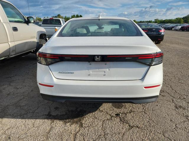 1HGCY1F3XRA071891 - 2024 HONDA ACCORD EX WHITE photo 6