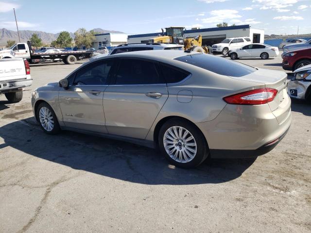 3FA6P0UU6FR145979 - 2015 FORD FUSION S HYBRID CREAM photo 2