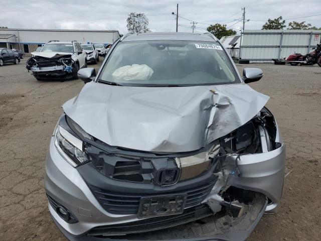 3CZRU6H56NM752430 - 2022 HONDA HR-V EX SILVER photo 5