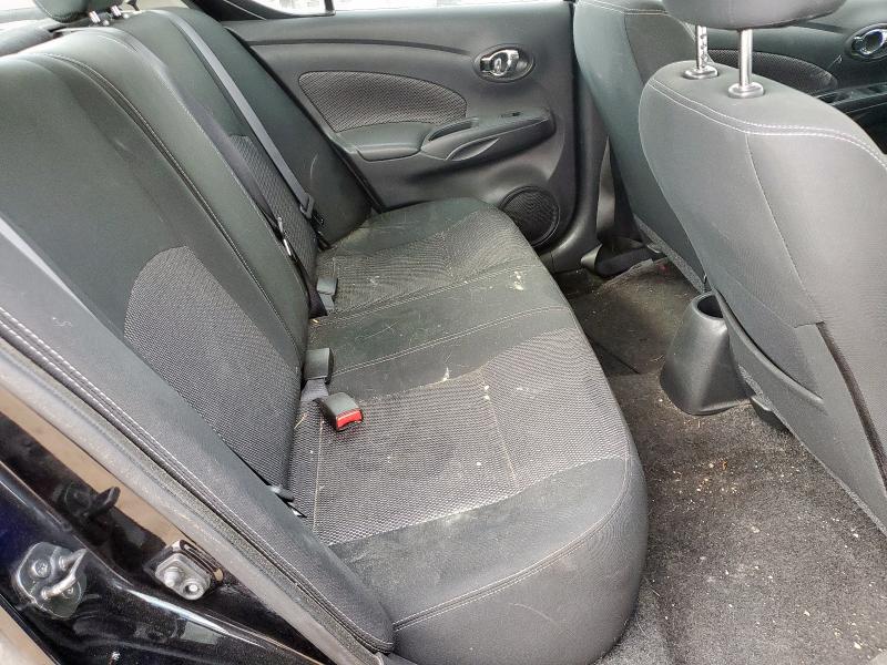 3N1CN7AP9JL843494 - 2018 NISSAN VERSA S BLACK photo 10