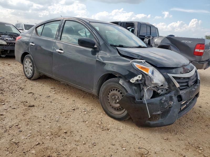 3N1CN7AP9JL843494 - 2018 NISSAN VERSA S BLACK photo 4