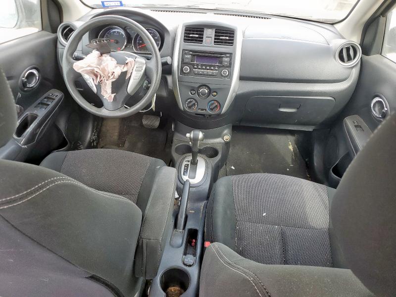 3N1CN7AP9JL843494 - 2018 NISSAN VERSA S BLACK photo 8