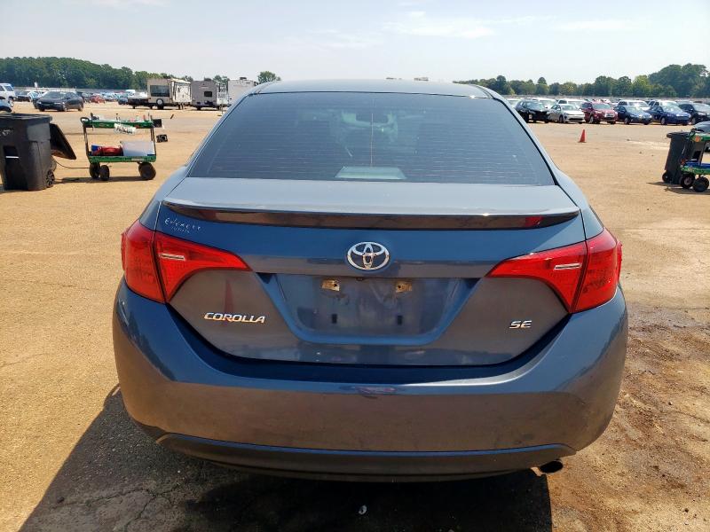 5YFBURHEXJP843406 - 2018 TOYOTA COROLLA L 蓝色 照片 6