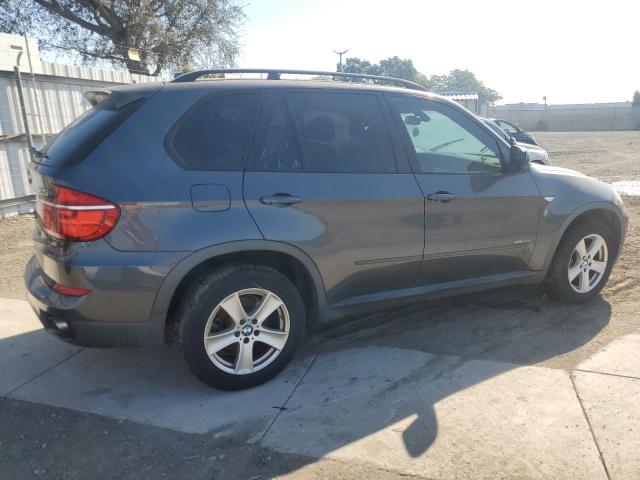 5UXZV4C58BL416739 - 2011 BMW X5 XDRIVE35I GRAY photo 3