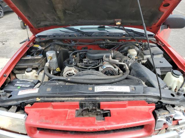 1GNDT13W6Y2169669 - 2000 CHEVROLET BLAZER RED photo 11