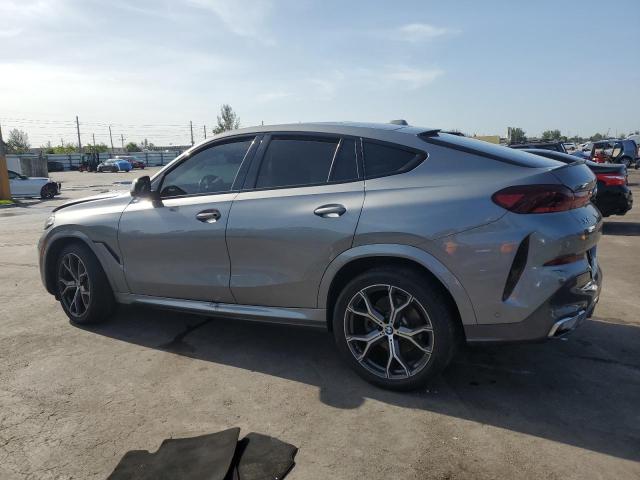 5UX33EX07R9S28477 - 2024 BMW X6 XDRIVE40I GRAY photo 2