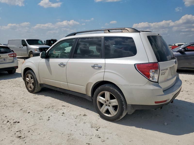 JF2SH6CC3AH774709 - 2010 SUBARU FORESTER 2.5X PREMIUM WHITE photo 2