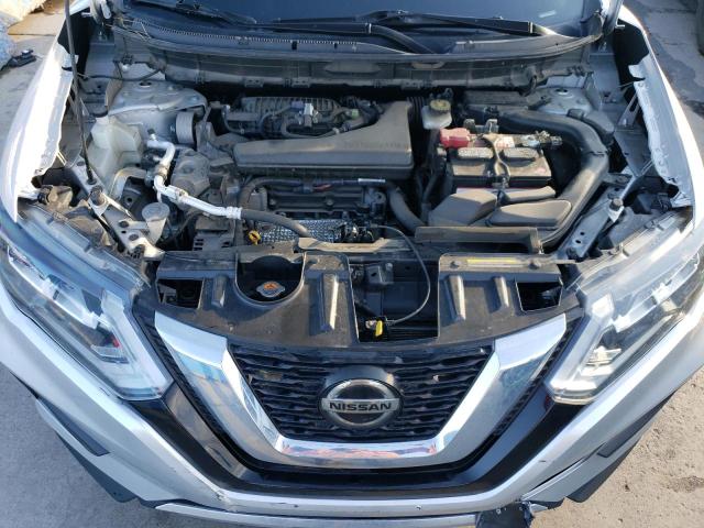 JN8AT2MVXJW303822 - 2018 NISSAN ROGUE S SILVER photo 12