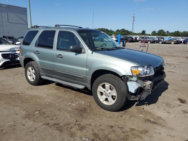 1FMCU931X7KA14928 - 2007 FORD ESCAPE XLT GREEN photo 4