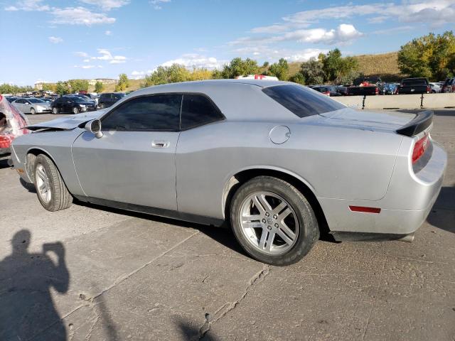 2B3LJ44V89H535532 - 2009 DODGE CHALLENGER SE SILVER photo 2