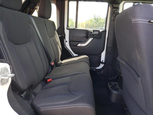 1C4HJWEG4DL562951 - 2013 JEEP WRANGLER U SAHARA 白色 照片 10