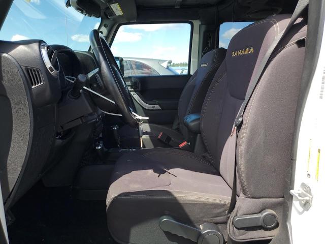 1C4HJWEG4DL562951 - 2013 JEEP WRANGLER U SAHARA 白色 照片 7