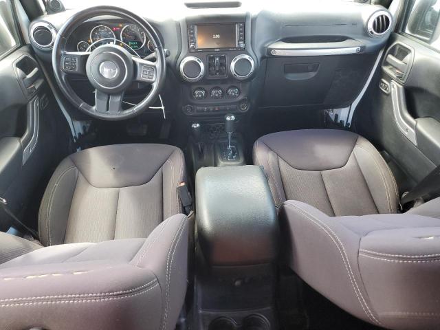 1C4HJWEG4DL562951 - 2013 JEEP WRANGLER U SAHARA 白色 照片 8