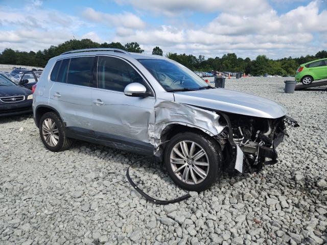 WVGAV7AX5BW558271 - 2011 VOLKSWAGEN TIGUAN S SILVER photo 4