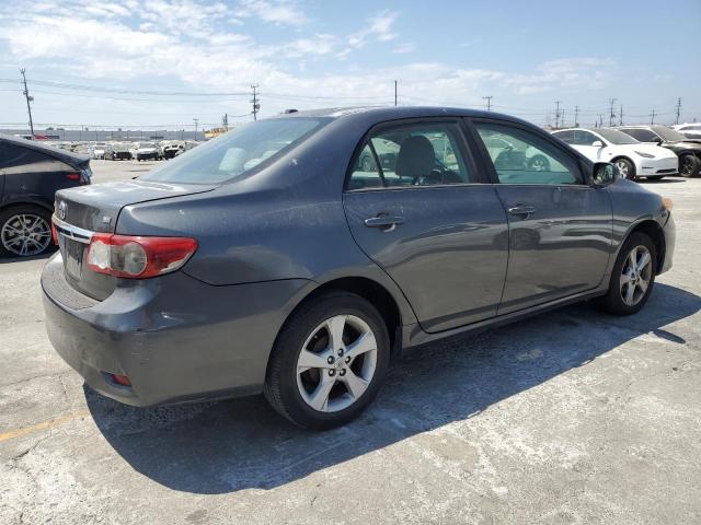 2T1BU4EEXCC829984 - 2012 TOYOTA COROLLA BASE Szary zdjęcie 3