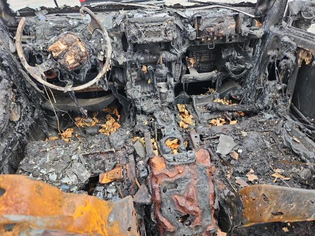 1C4HJWDG2CL262616 - 2012 JEEP WRANGLER U SPORT Schwarz Foto 8