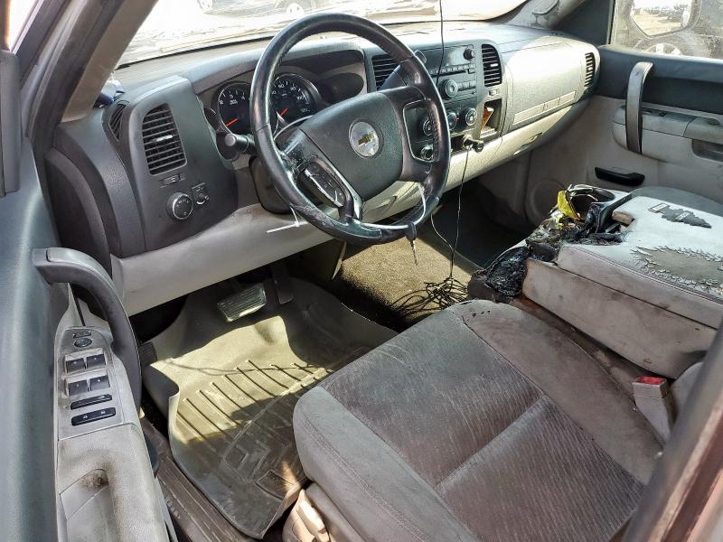 3GCPCSEAXBG127534 - 2011 CHEVROLET SILVERADO C1500 LT SILVER photo 8