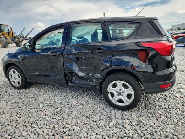 1FMCU0F78KUC45903 - 2019 FORD ESCAPE S შავი ფოტო 2