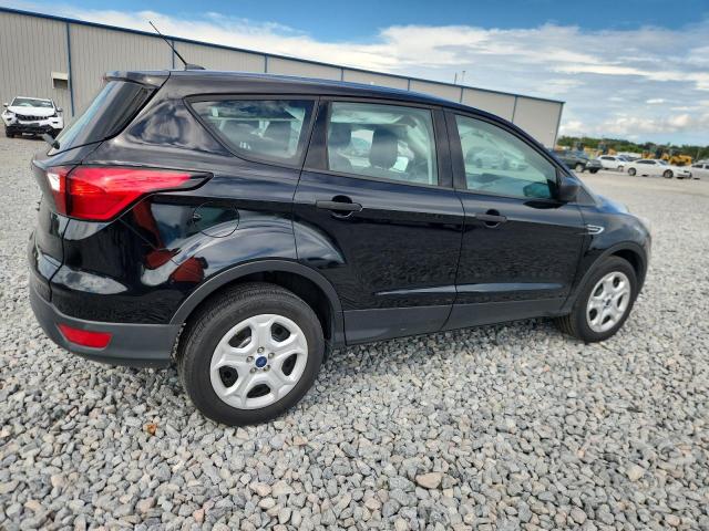 1FMCU0F78KUC45903 - 2019 FORD ESCAPE S შავი ფოტო 3