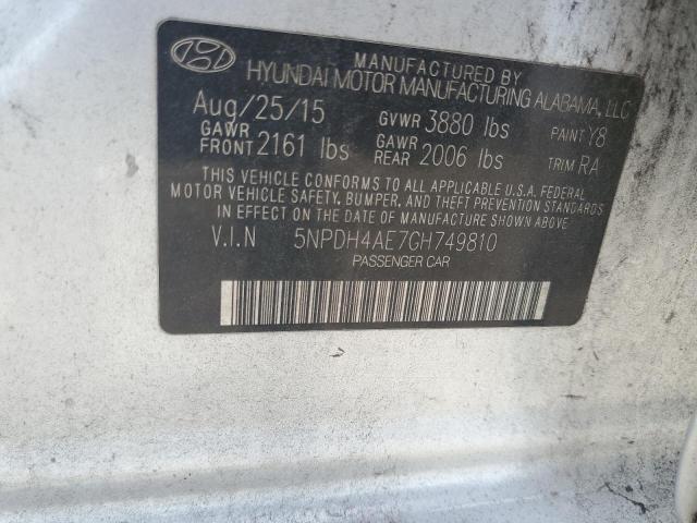 5NPDH4AE7GH749810 - 2016 HYUNDAI ELANTRA SE SILVER photo 12