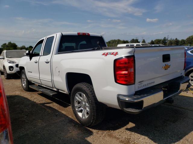 1GCVKREH7JZ275378 - 2018 CHEVROLET SILVERADO K1500 LT WHITE photo 2