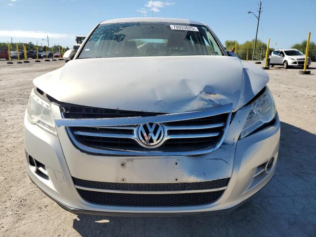 WVGBV7AX9BW524239 - 2011 VOLKSWAGEN TIGUAN S SILVER photo 5