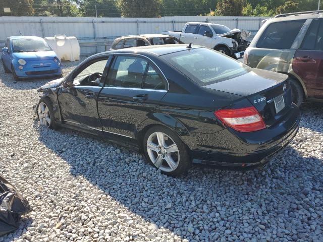 WDDGF5EB3BA525111 - 2011 MERCEDES-BENZ C 300 BLACK photo 2
