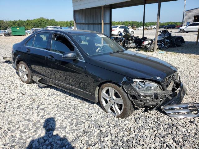 WDDGF5EB3BA525111 - 2011 MERCEDES-BENZ C 300 BLACK photo 4