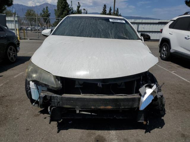 4T1BF1FK1FU002620 - 2015 TOYOTA CAMRY LE 白色 照片 5