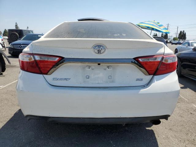 4T1BF1FK1FU002620 - 2015 TOYOTA CAMRY LE 白色 照片 6