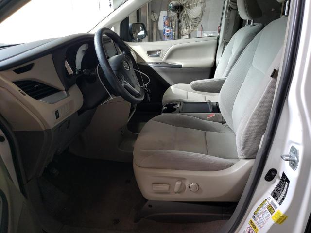 5TDKK3DCXGS707767 - 2016 TOYOTA SIENNA LE WHITE photo 7