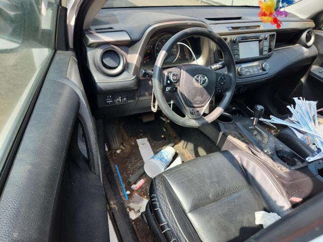 2T3WFREV9EW123073 - 2014 TOYOTA RAV4 XLE WHITE photo 8