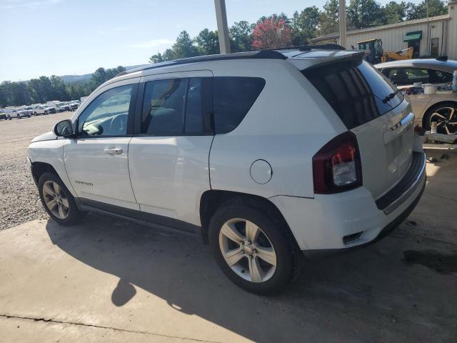 1C4NJCEA9FD171370 - 2015 JEEP COMPASS LATITUDE WHITE photo 2