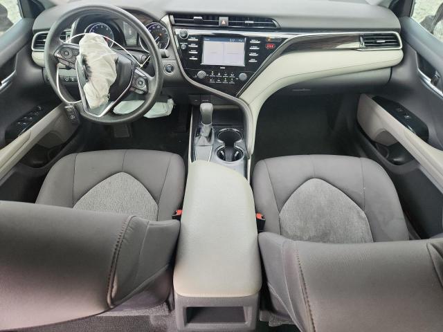 4T1L11AK7LU972977 - 2020 TOYOTA CAMRY LE GRAY photo 8