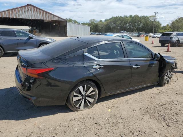 1N4BL4DV5MN338148 - 2021 NISSAN ALTIMA SV BLACK photo 3