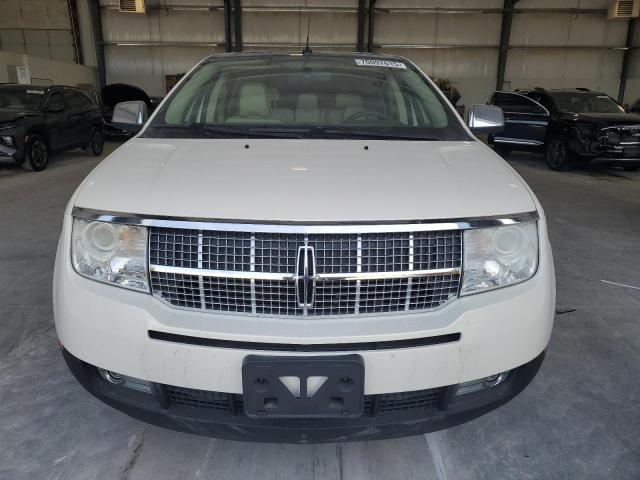 2LMDU88C78BJ10847 - 2008 LINCOLN MKX WHITE photo 5
